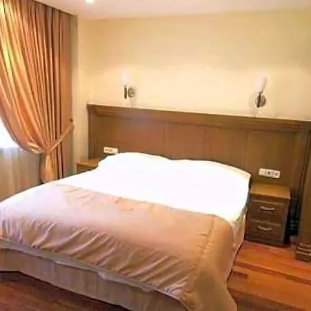 Synosse Park 4*
