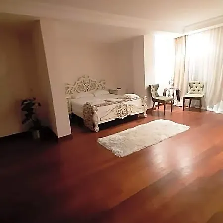Synosse Park 4*